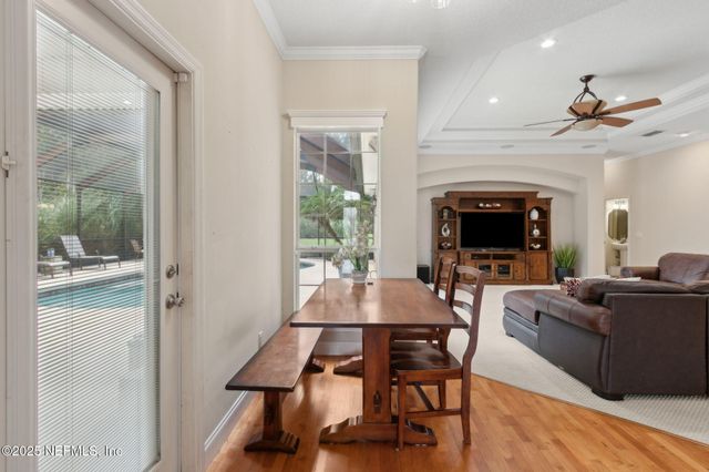 12610 ANGEL LAKE Drive W, Jacksonville, FL 32218