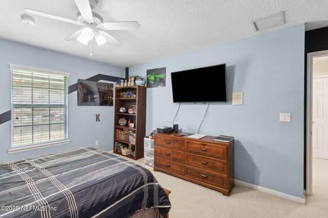 12610 ANGEL LAKE Drive W, Jacksonville, FL 32218