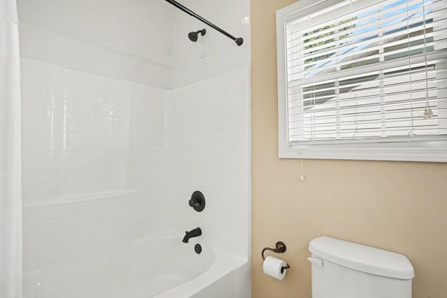 65 Weatherboard Ct., Pawleys Island, SC 29585