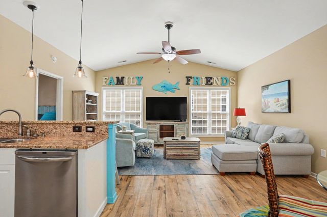 65 Weatherboard Ct., Pawleys Island, SC 29585