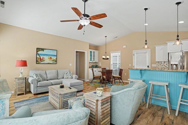 65 Weatherboard Ct., Pawleys Island, SC 29585