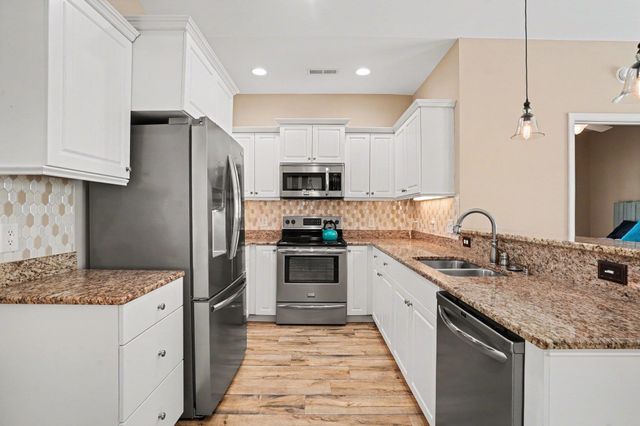65 Weatherboard Ct., Pawleys Island, SC 29585