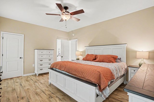 65 Weatherboard Ct., Pawleys Island, SC 29585