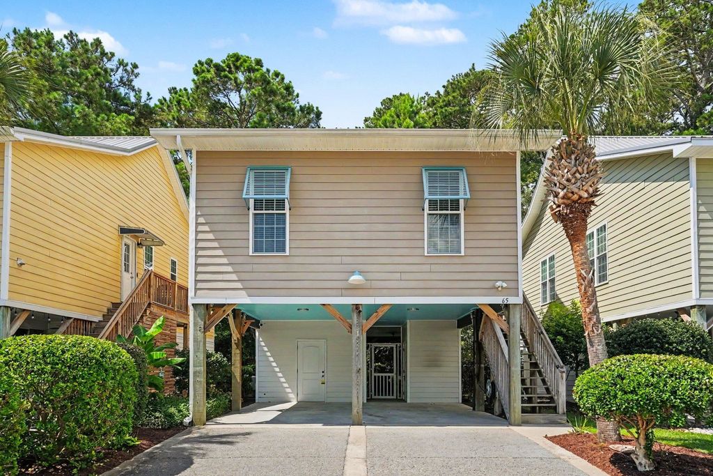 65 Weatherboard Ct., Pawleys Island, SC 29585