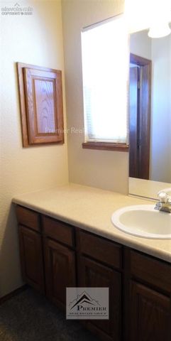 7067 Hillock Drive, Colorado Springs, CO 80922