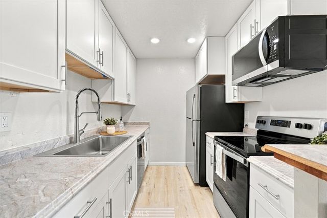 576 N Bellflower 341, Long Beach, CA 90814