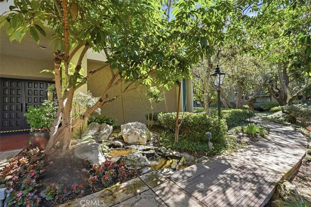 576 N Bellflower 341, Long Beach, CA 90814