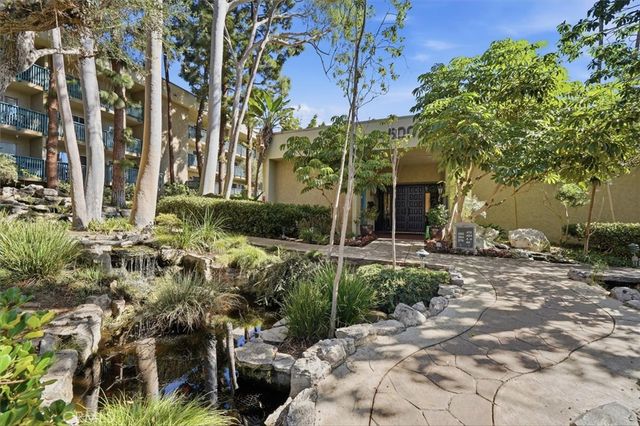 576 N Bellflower 341, Long Beach, CA 90814