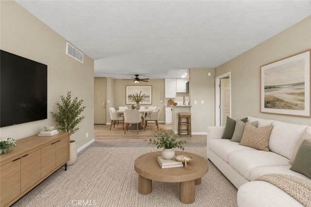 576 N Bellflower 341, Long Beach, CA 90814