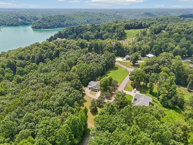 1682 Ridgeview Run, Lynchburg, TN 37352