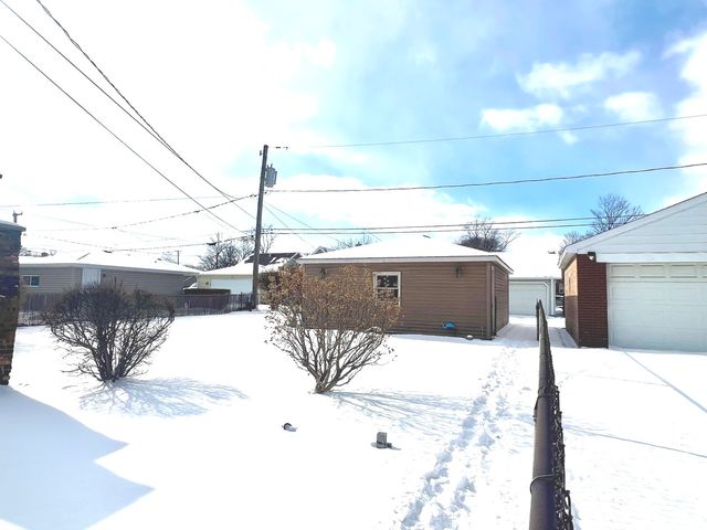 2334 S 10th Avenue, North Riverside, IL 60546