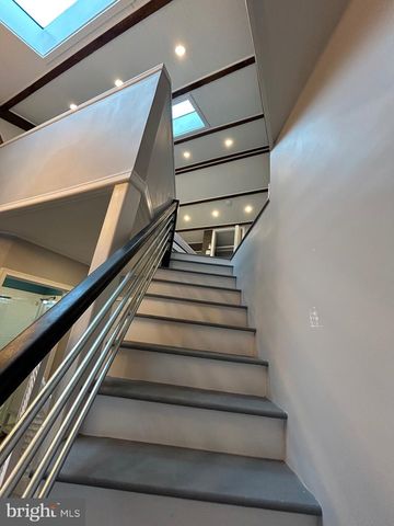 13 N 4TH AVE #17, Royersford, PA 19468