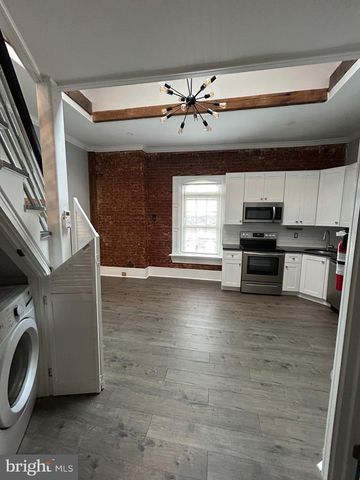 13 N 4TH AVE #17, Royersford, PA 19468