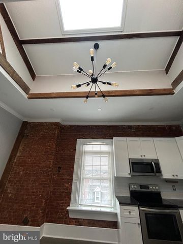 13 N 4TH AVE #17, Royersford, PA 19468