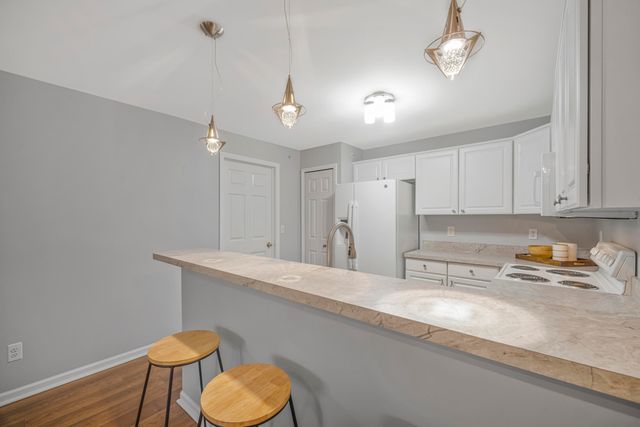 4101 Cameron Circle, Commerce Twp, MI 48390