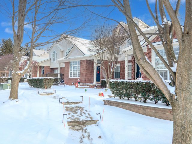 4101 Cameron Circle, Commerce Twp, MI 48390