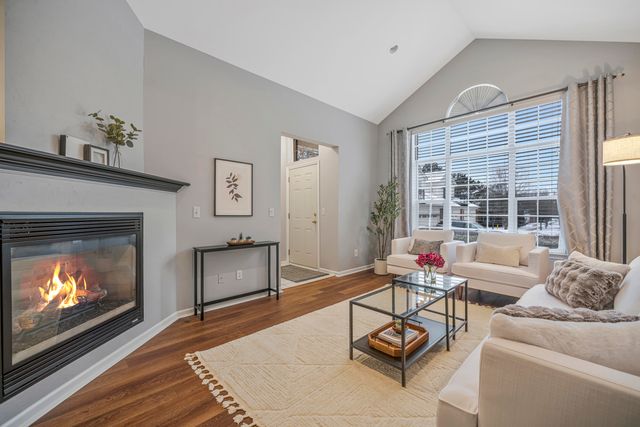 4101 Cameron Circle, Commerce Twp, MI 48390