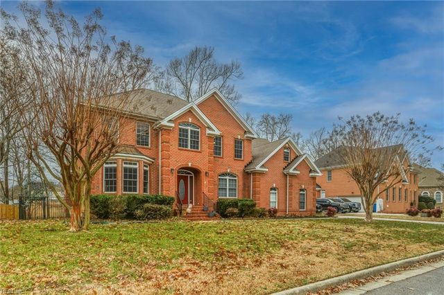 4415 McCaan QUAY, Chesapeake, VA 23320