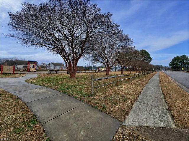 4415 McCaan QUAY, Chesapeake, VA 23320