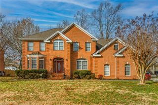 4415 McCaan QUAY, Chesapeake, VA 23320