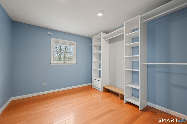 180 Dogwood Lane, South Windsor, CT 06074