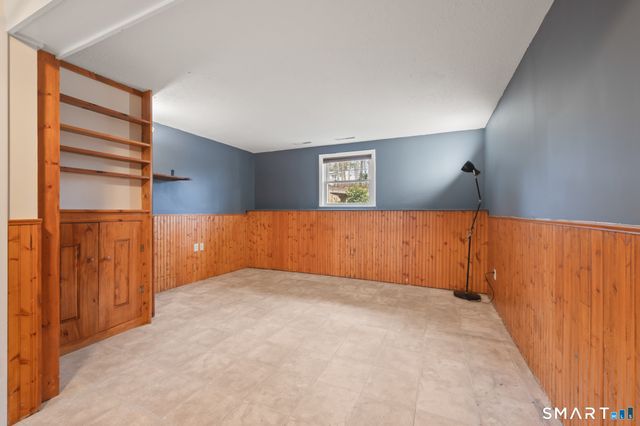 180 Dogwood Lane, South Windsor, CT 06074