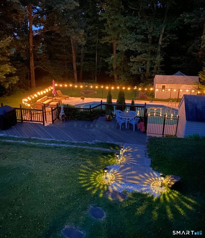 180 Dogwood Lane, South Windsor, CT 06074