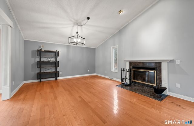 180 Dogwood Lane, South Windsor, CT 06074