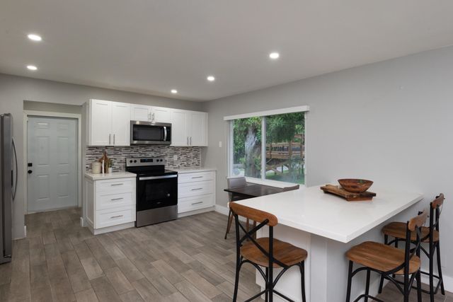 13487 Barwick Road B, Delray Beach, FL 33445