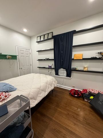 3252 W Crystal Street 2, Chicago, IL 60651