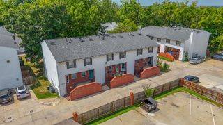 1407 PARIS RD I, Columbia, MO 65201