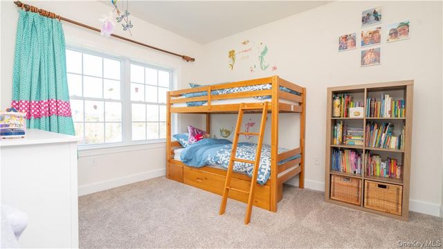 9 Jake Henry Drive, Marlboro, NY 12542