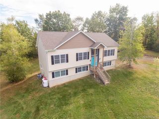 9 Jake Henry Drive, Marlboro, NY 12542