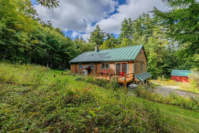 90 Lawrence Lane, Sunderland, VT 05250