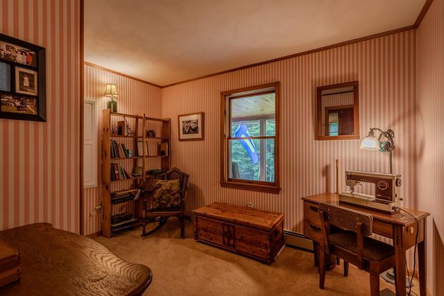 90 Lawrence Lane, Sunderland, VT 05250