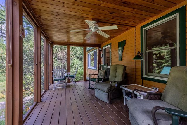 90 Lawrence Lane, Sunderland, VT 05250