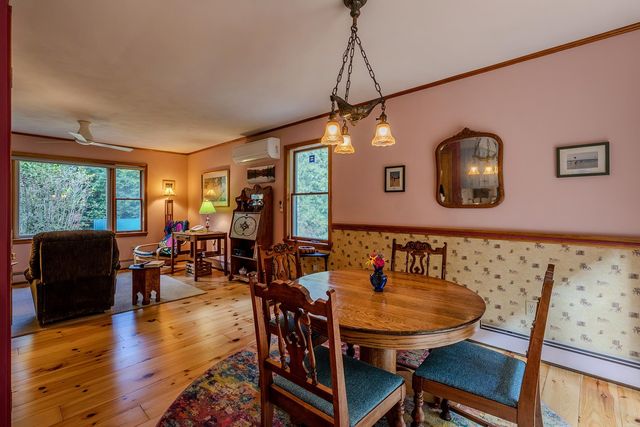 90 Lawrence Lane, Sunderland, VT 05250