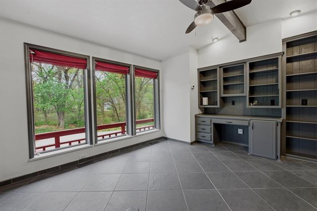 1909 N Mistletoe Lane, Edmond, OK 73034