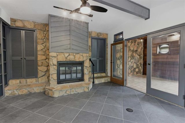 1909 N Mistletoe Lane, Edmond, OK 73034