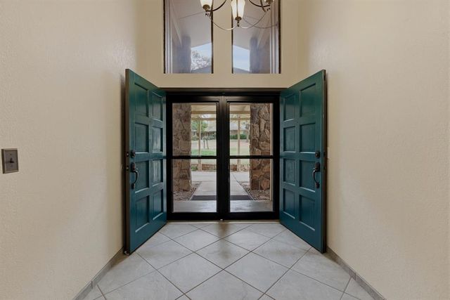 1909 N Mistletoe Lane, Edmond, OK 73034