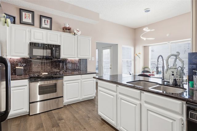 18007 Windflower Way, Dallas, TX 75252