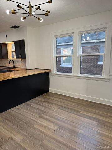 1100 Carolina Avenue, Cincinnati, OH 45237