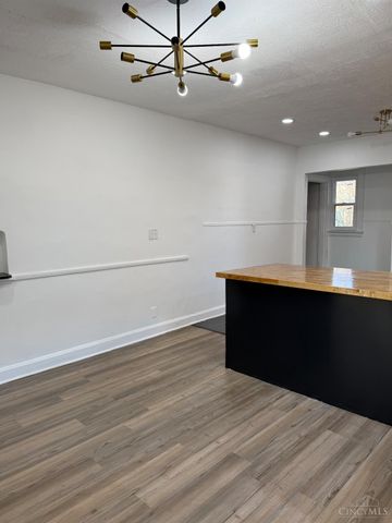 1100 Carolina Avenue, Cincinnati, OH 45237