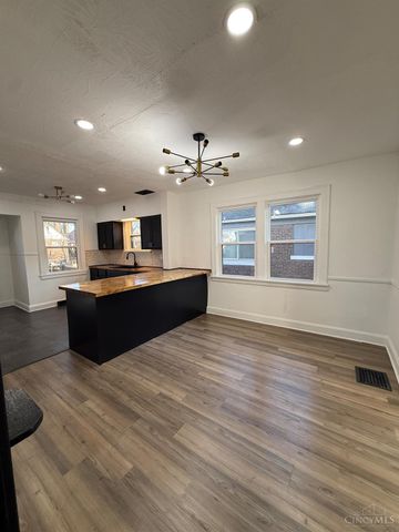 1100 Carolina Avenue, Cincinnati, OH 45237