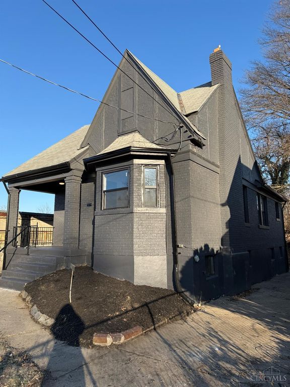 1100 Carolina Avenue, Cincinnati, OH 45237