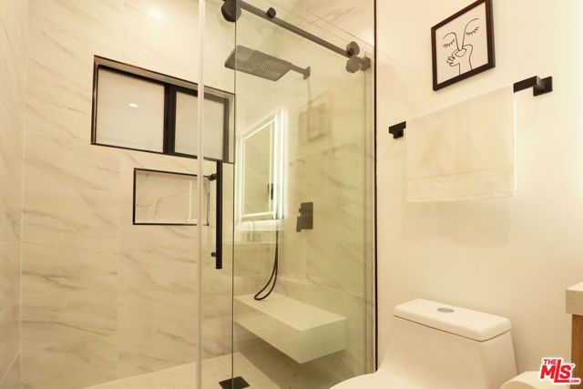 9024 Phyllis Avenue D, West Hollywood, CA 90069