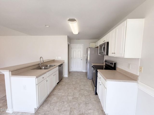 161 Bennington Drive, Raeford, NC 28376
