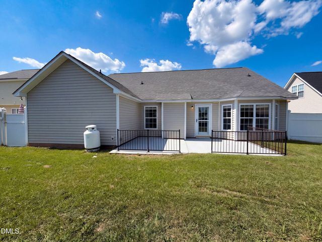 161 Bennington Drive, Raeford, NC 28376