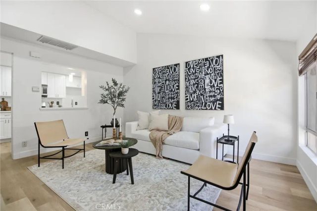 3342 Elm Avenue 26, Long Beach, CA 90807