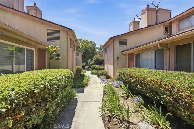 3342 Elm Avenue 26, Long Beach, CA 90807